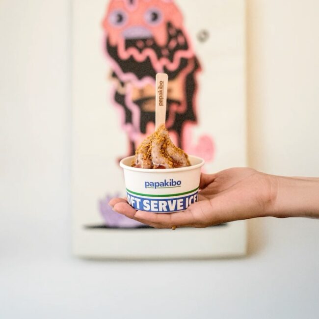Es Krim Lokal Bertema Nostalgia: Menyelami Keunikan Papakibo Popsicle & Gelato